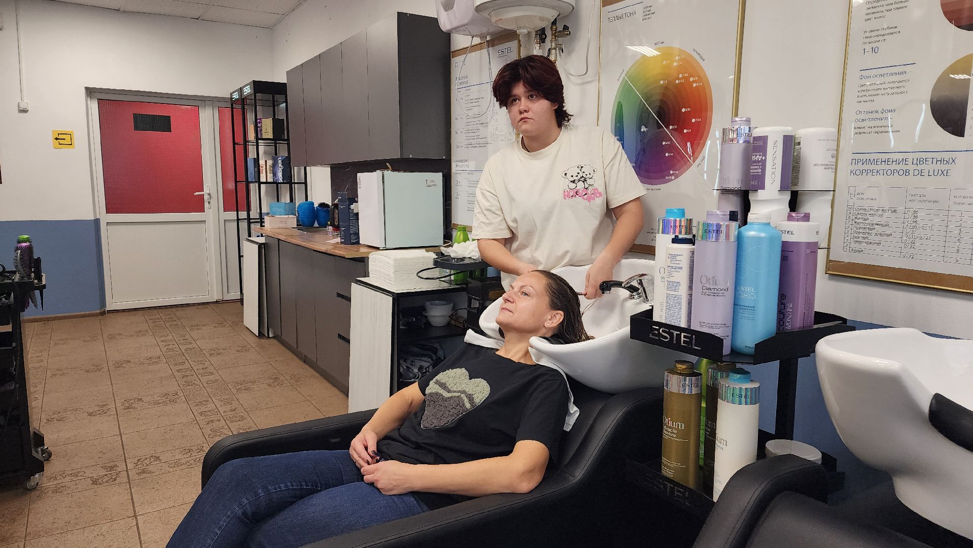 день парикмахера, домодедово, подмосковье, московия, колледж московия , сво, семьи участников сво, жена героя, жена бойца, семья ,