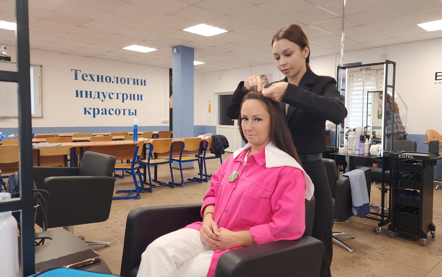 день парикмахера, домодедово, подмосковье, московия, колледж московия , сво, семьи участников сво, жена героя, жена бойца, семья ,