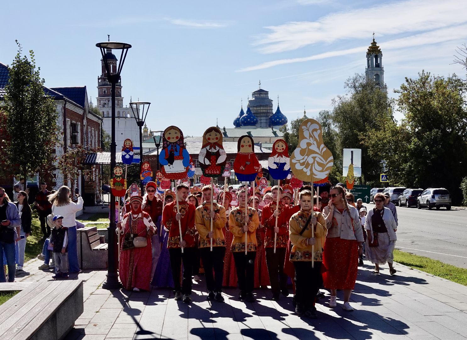 сергиев посад, сергиеао-посадский городской округ, посадская матрешка, история , традиции , культура , фестиваль ,
