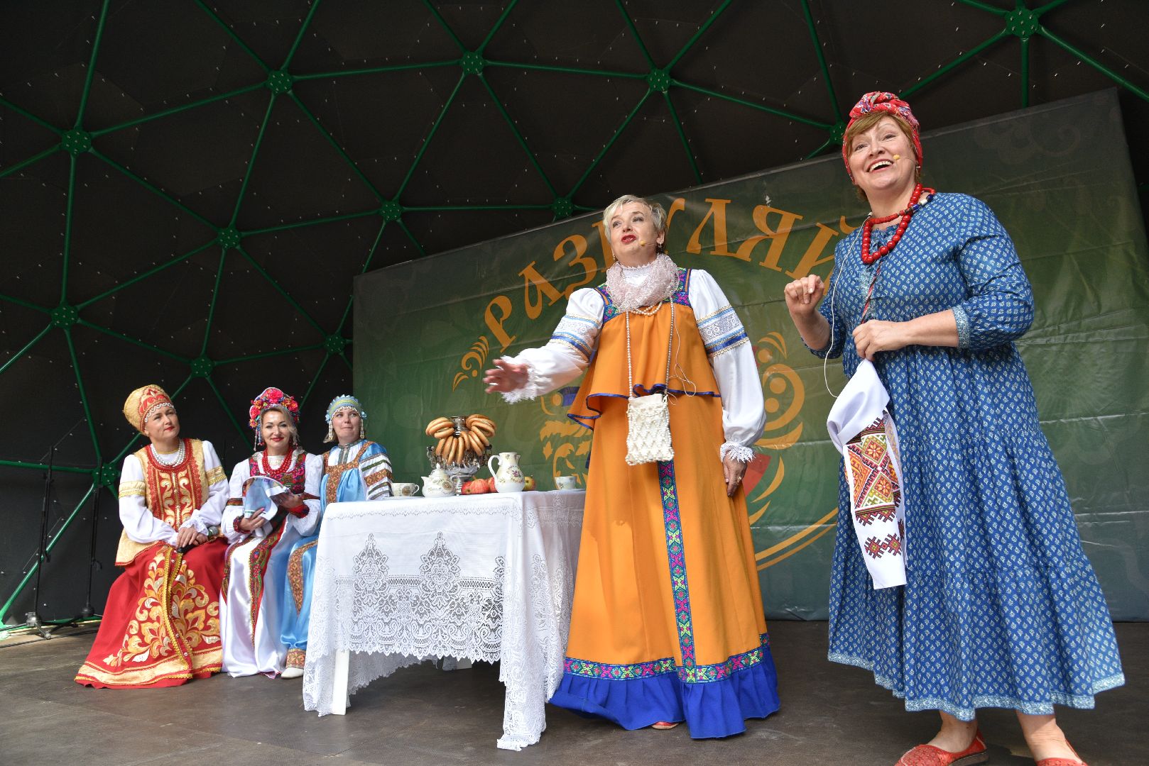 лотошино, лотошинский парк, картофельный разгуляй, праздник, парки подмосковья,