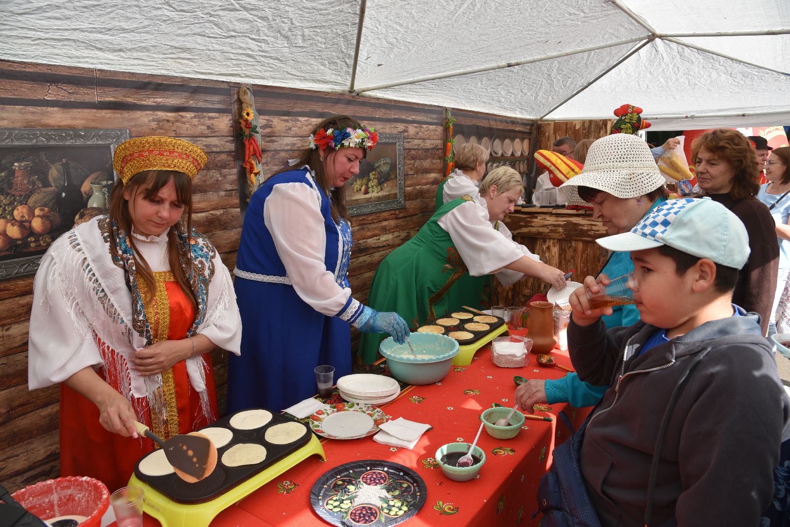 лотошино, лотошинский парк, картофельный разгуляй, праздник, парки подмосковья,