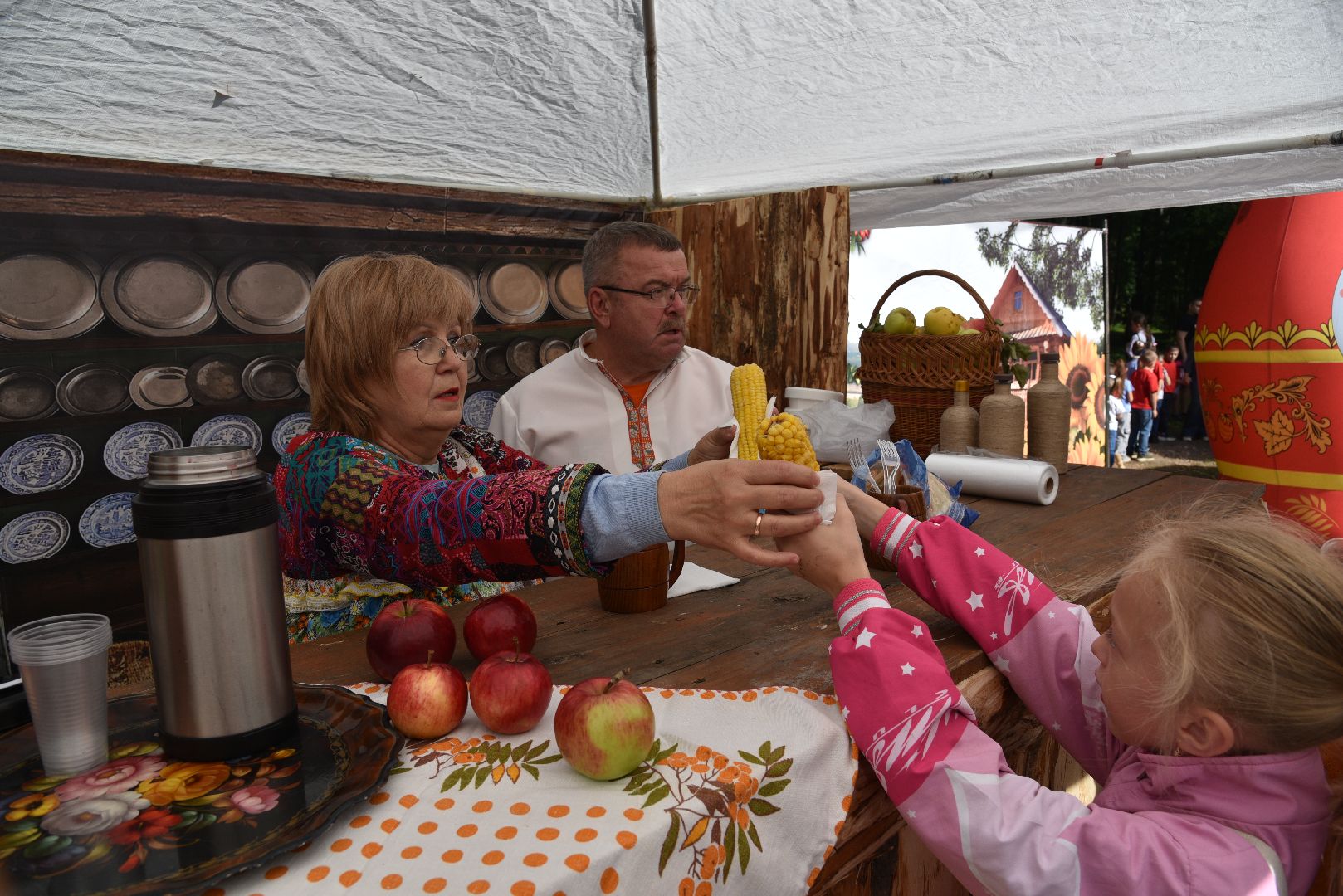 лотошино, лотошинский парк, картофельный разгуляй, праздник, парки подмосковья,