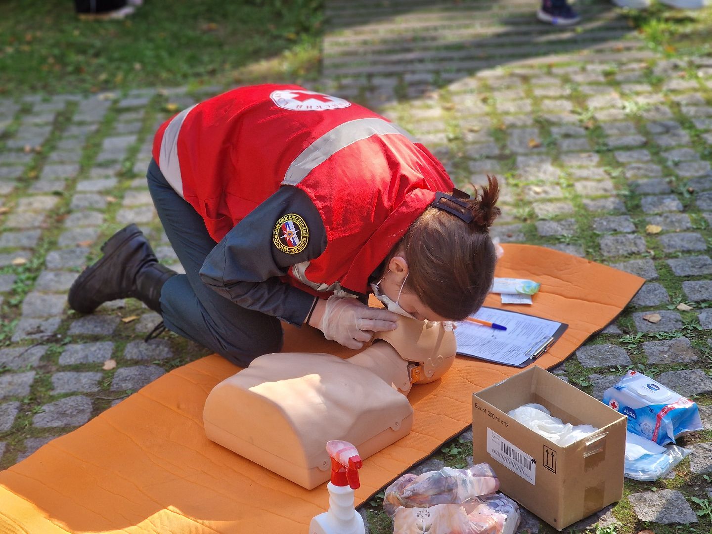 воскресенск, красный крест, молодежный центр, первая помощь,