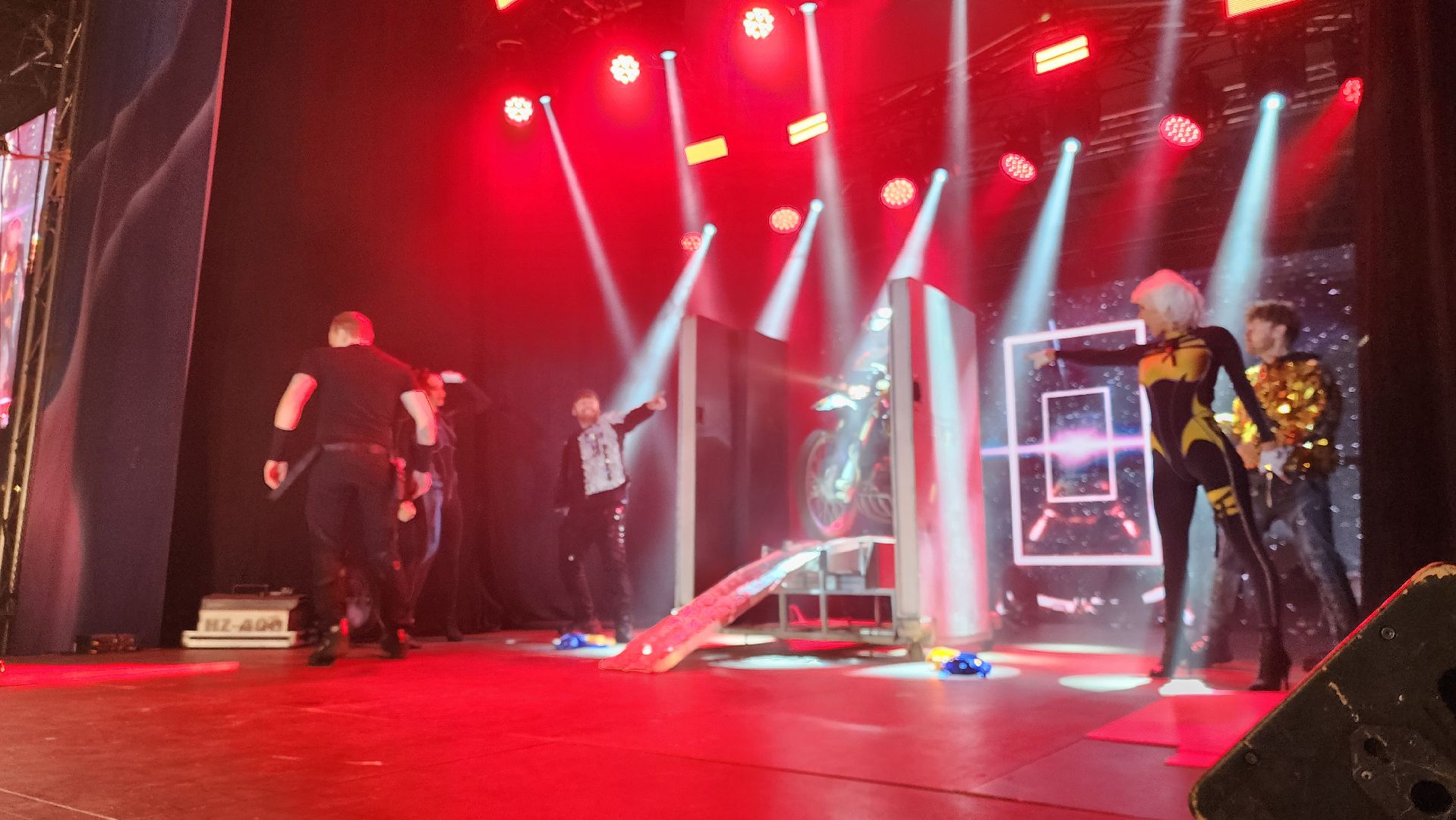 Зарайск, Мособлпарк, Братья Сафроновы в Зарайске, Конкурс иллюзионистов, Шоу братьев Сафроновых в Зарайске,