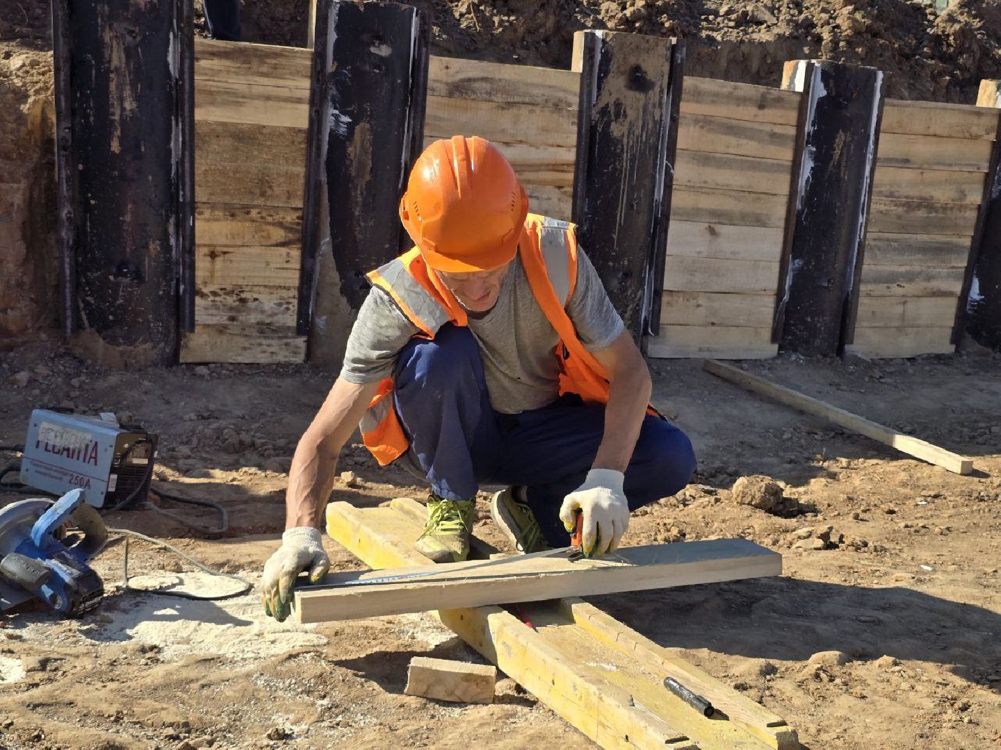 можайск, можайский муниципальный округ, подмосковье, спартак, городской стадион, реконструкция стадиона, строительство, Строительство и капитальный ремонт объектов социальной инфраструктуры, госпрограмма ,