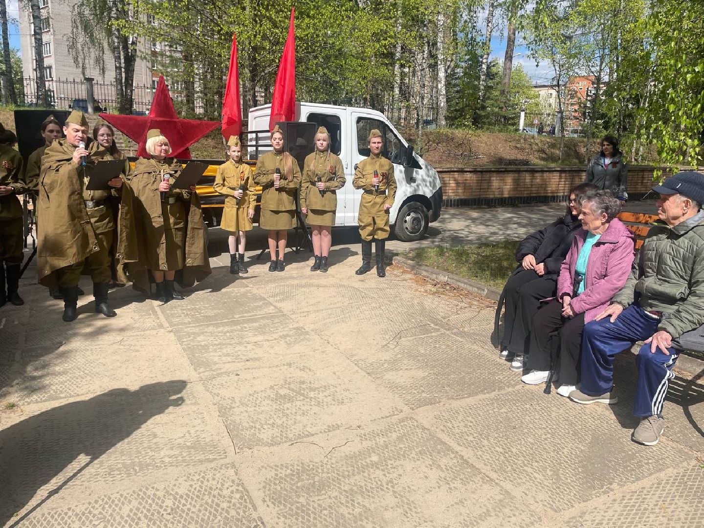 Красноармейск, Пушкинский, песни Победы, двор Победы, День Победы