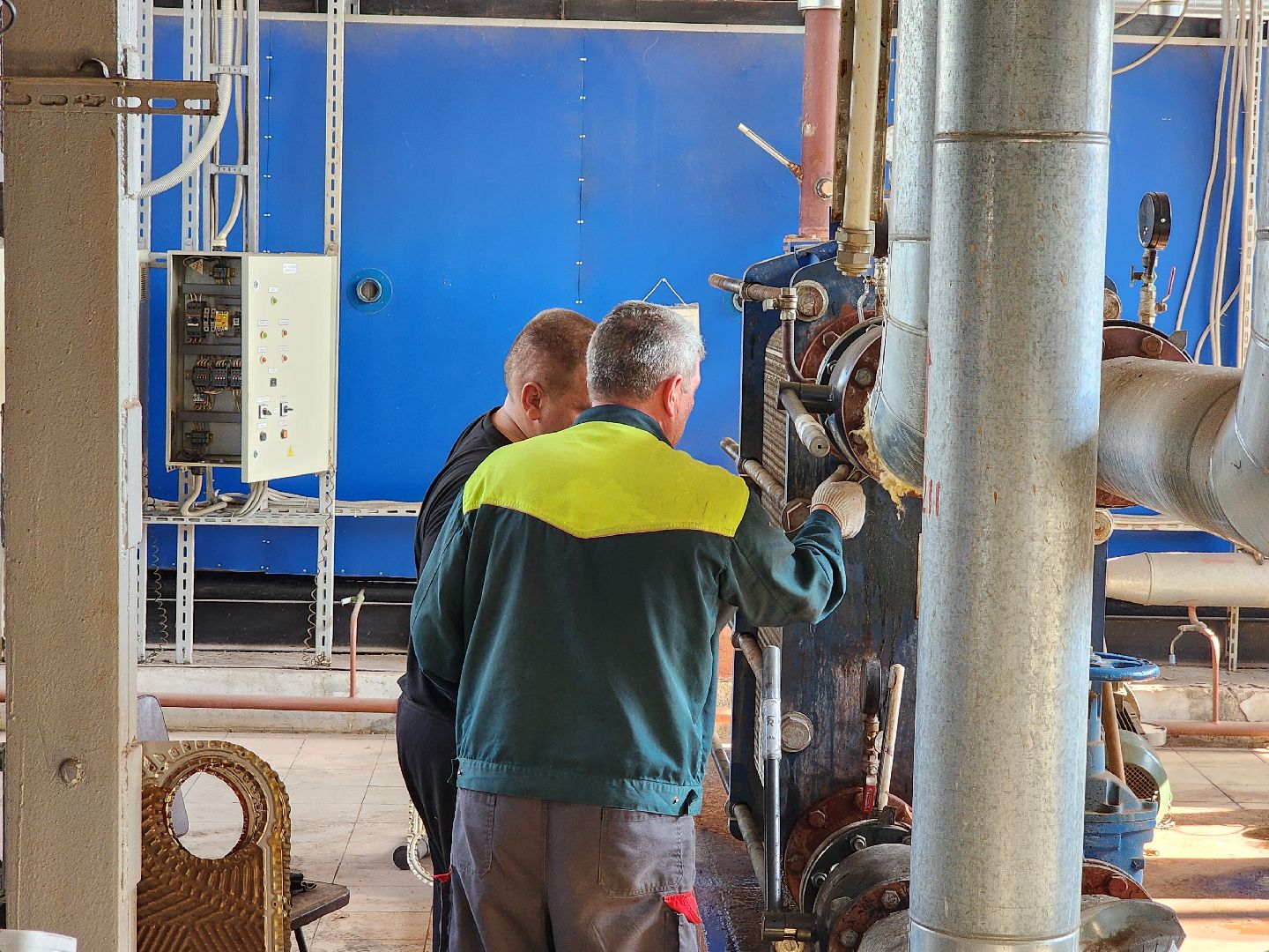 чехов, поселок мещерское, котельная 5, пробная топка, испытания оборудования, тесты, подготовка к отопительному сезону, отопление, теплоснабжение, горячее водоснабжение,жилые дома, социальные объекты, модернизация котельной, замена оборудования,проверка всех систем,