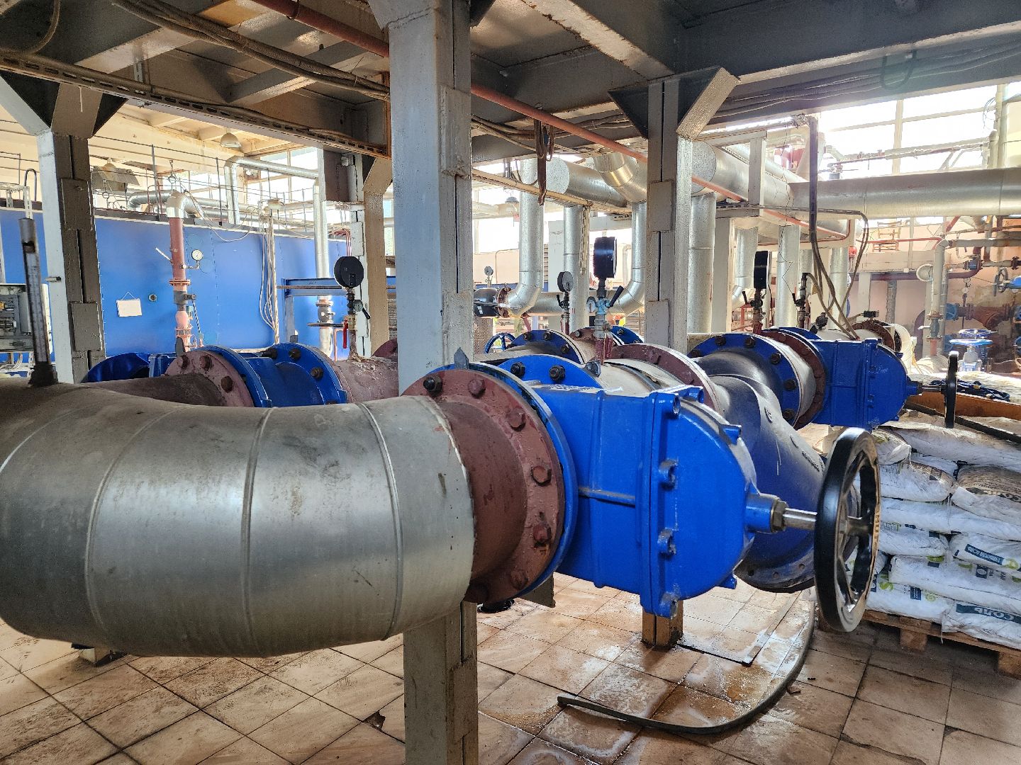 чехов, поселок мещерское, котельная 5, пробная топка, испытания оборудования, тесты, подготовка к отопительному сезону, отопление, теплоснабжение, горячее водоснабжение,жилые дома, социальные объекты, модернизация котельной, замена оборудования,проверка всех систем,