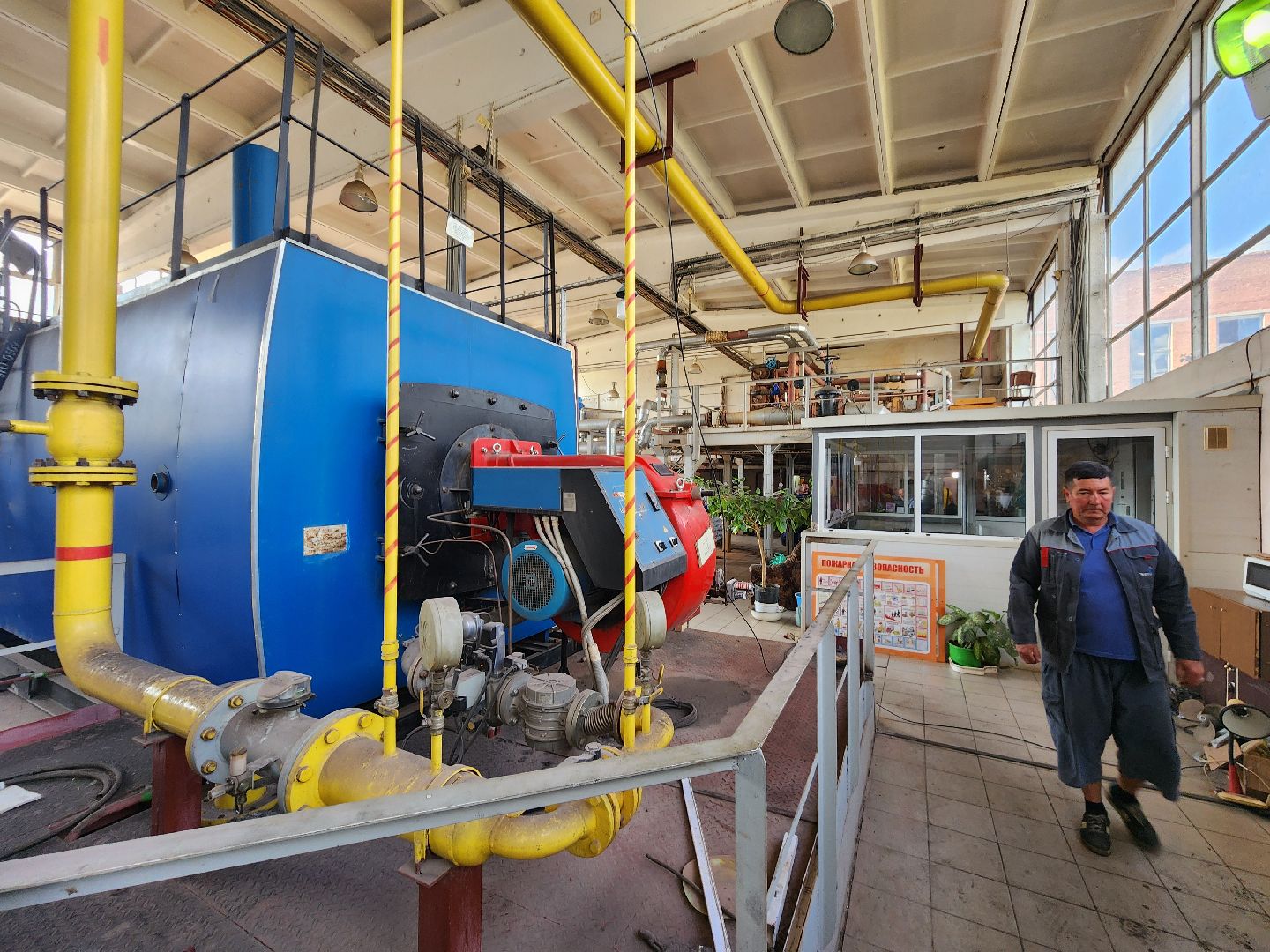 чехов, поселок мещерское, котельная 5, пробная топка, испытания оборудования, тесты, подготовка к отопительному сезону, отопление, теплоснабжение, горячее водоснабжение,жилые дома, социальные объекты, модернизация котельной, замена оборудования,проверка всех систем,