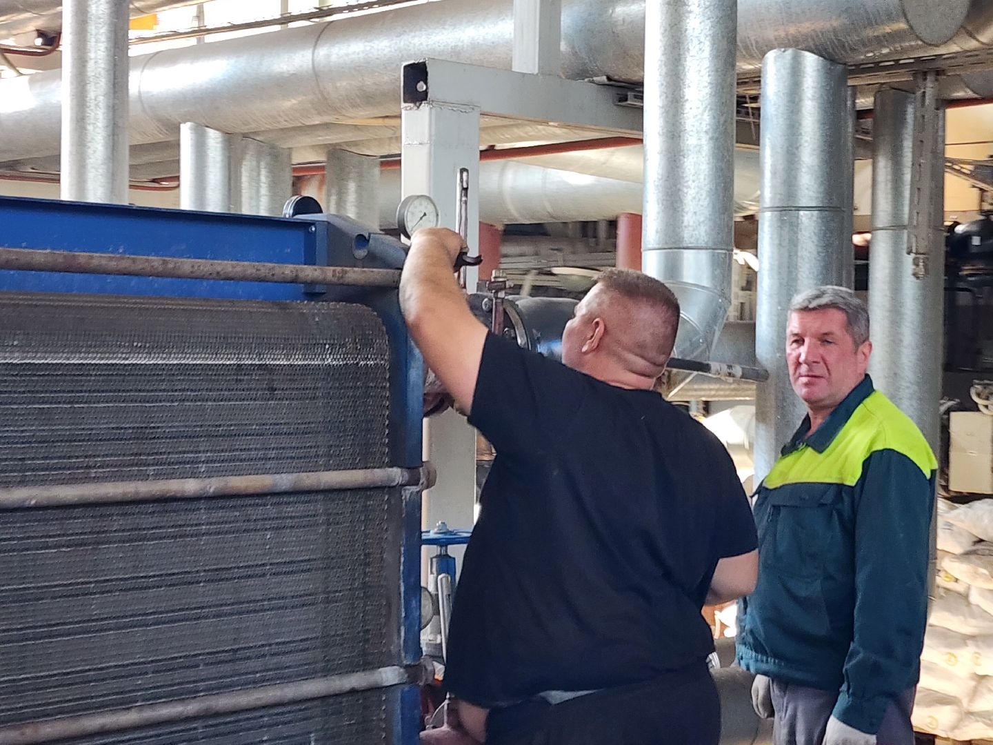 чехов, поселок мещерское, котельная 5, пробная топка, испытания оборудования, тесты, подготовка к отопительному сезону, отопление, теплоснабжение, горячее водоснабжение,жилые дома, социальные объекты, модернизация котельной, замена оборудования,проверка всех систем,