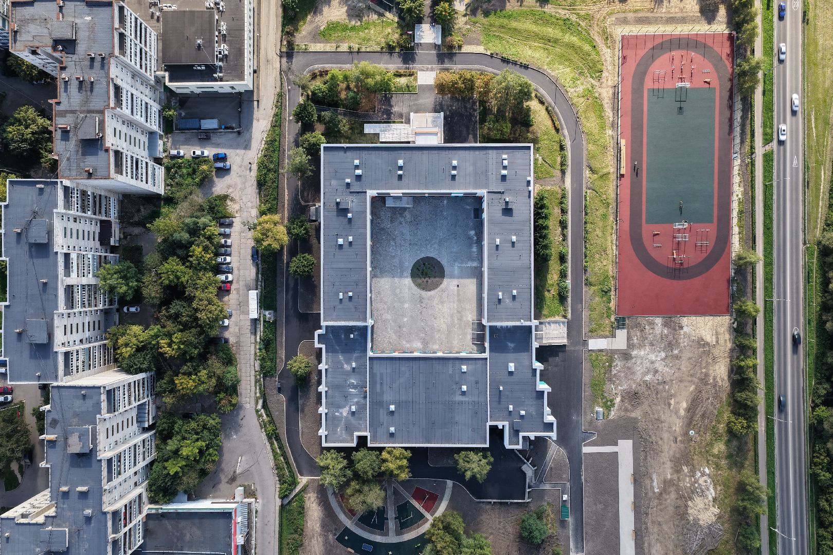 видео с коптера, школа 2 в серпухове, капремонт школы 2 в серпухове,