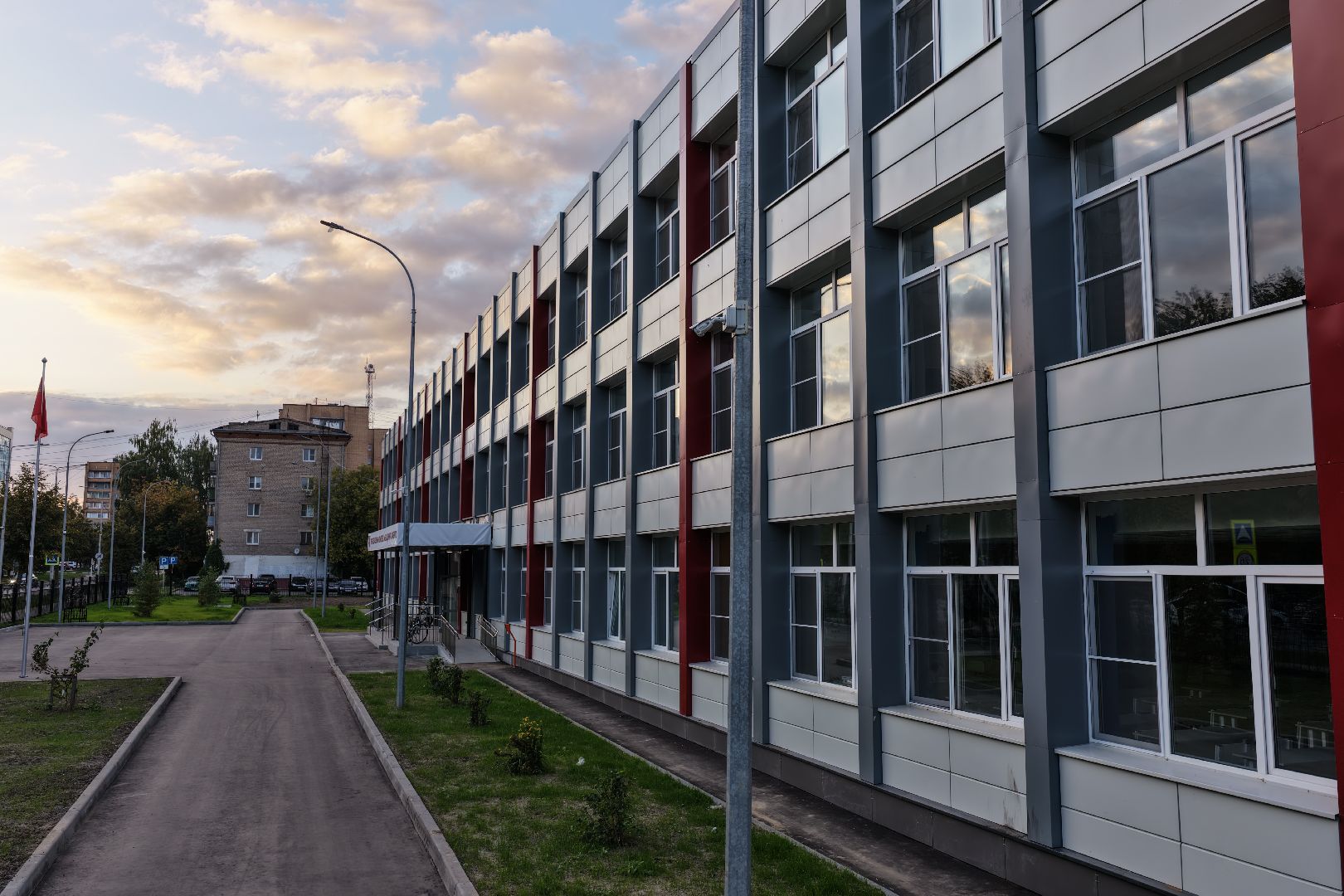 видео с коптера, школа 17 в серпухове,