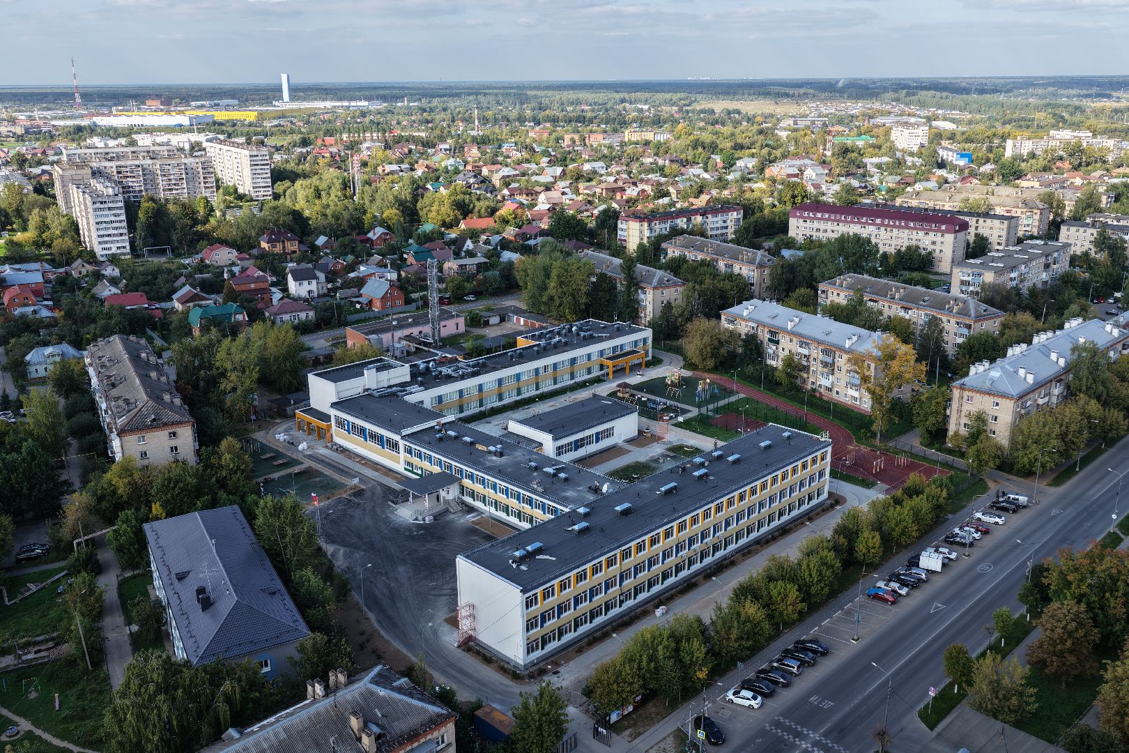 видео с коптера, школа 9 в серпухове,