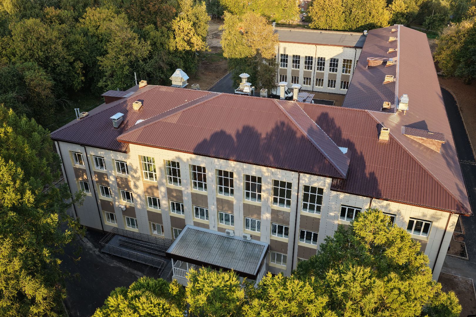 видео с коптера, школа 6 в серпухове,