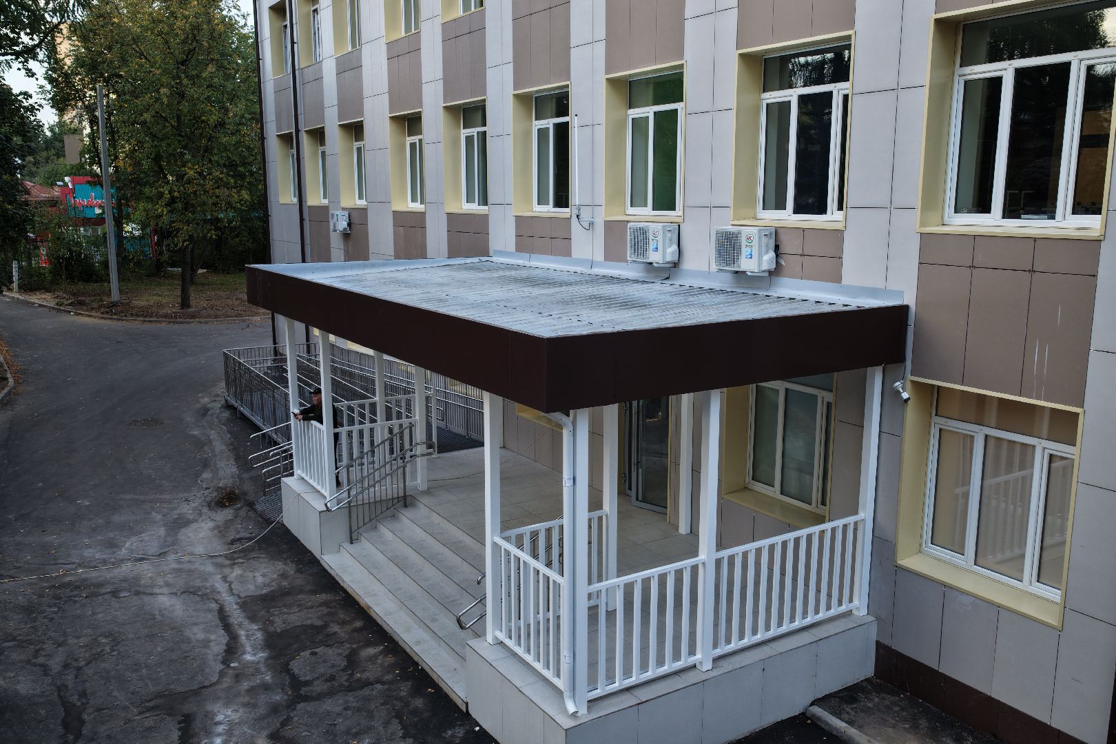 видео с коптера, школа 6 в серпухове,