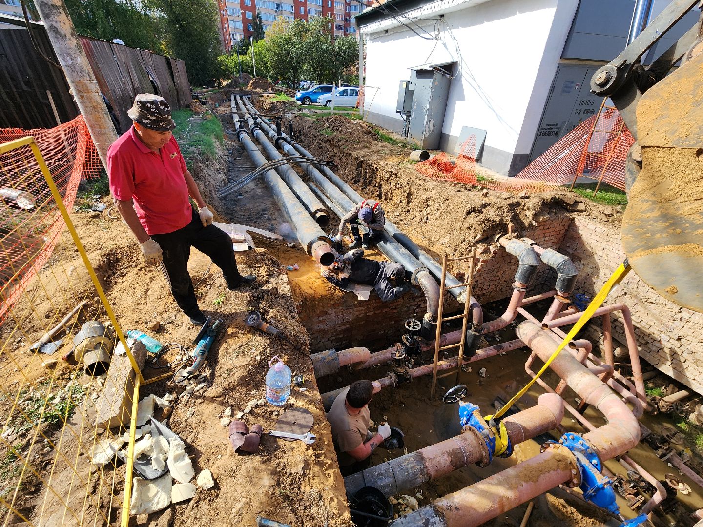 чехов, вишневый бульвар, улица чехова, капремонт теплотрассы, капитальный ремонт теплосетей, система отопления, модернизация, реконструкция, обновление, замена труб, подготовка к отопительному сезону, врезка в систему отопления, горячее водоснабжение, гвс,теплоснабжение, госпрограмма московской области, развитие инженерной инфраструктуры,