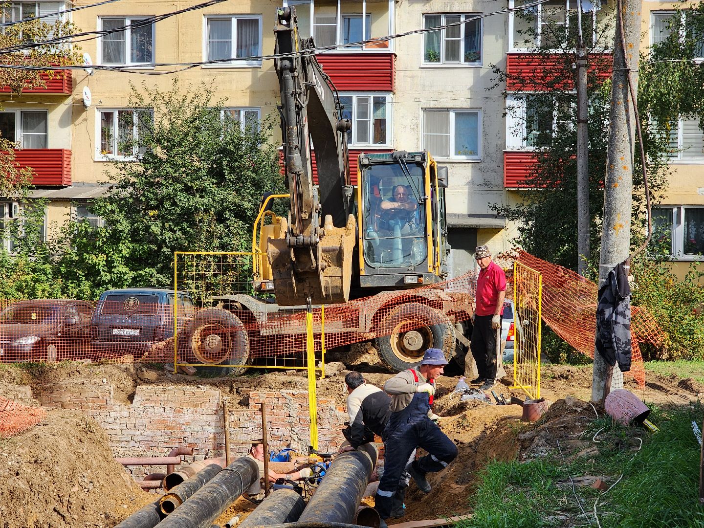 чехов, вишневый бульвар, улица чехова, капремонт теплотрассы, капитальный ремонт теплосетей, система отопления, модернизация, реконструкция, обновление, замена труб, подготовка к отопительному сезону, врезка в систему отопления, горячее водоснабжение, гвс,теплоснабжение, госпрограмма московской области, развитие инженерной инфраструктуры,