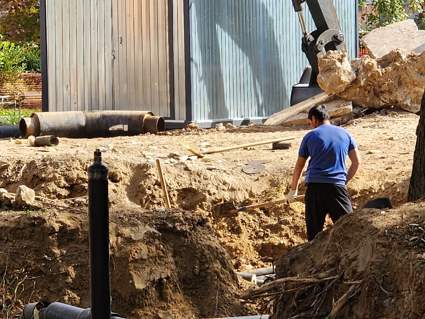 чехов, вишневый бульвар, улица чехова, капремонт теплотрассы, капитальный ремонт теплосетей, система отопления, модернизация, реконструкция, обновление, замена труб, подготовка к отопительному сезону, врезка в систему отопления, горячее водоснабжение, гвс,теплоснабжение, госпрограмма московской области, развитие инженерной инфраструктуры,