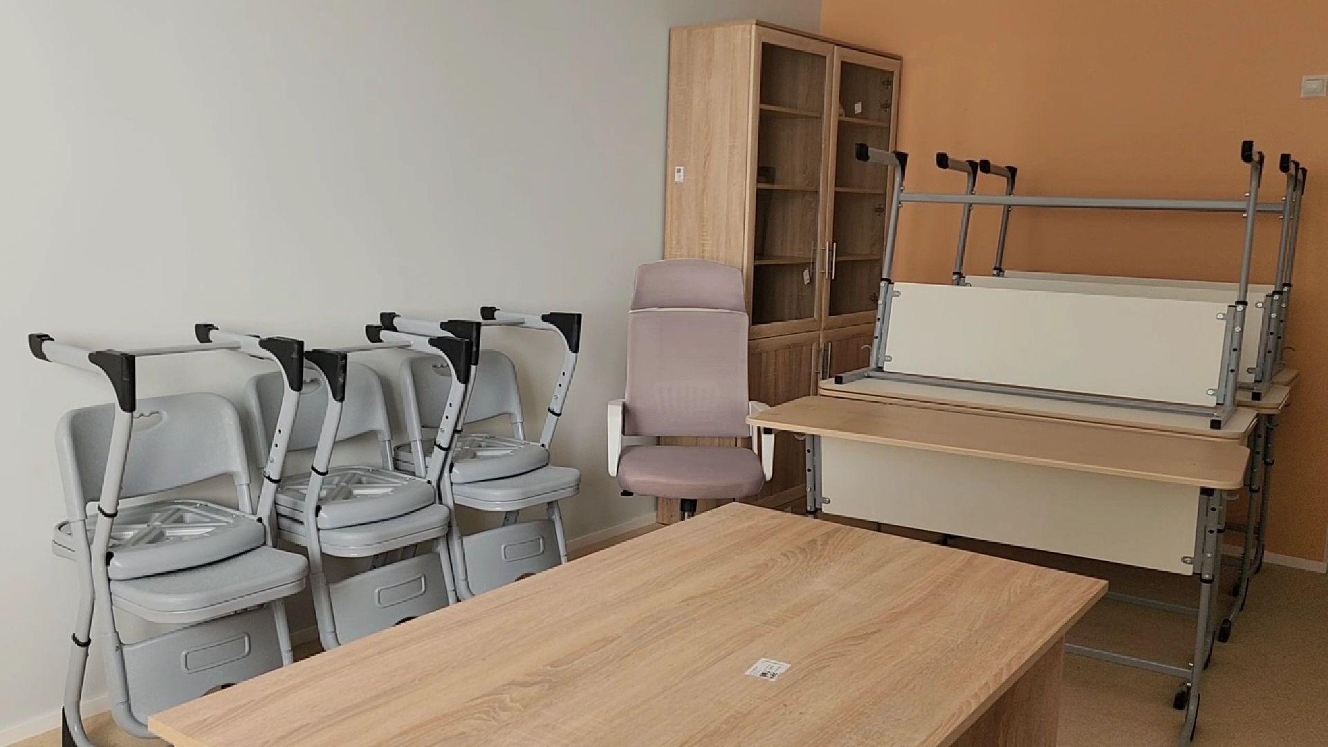 бронницы, капремонт детской школы искусств в бронницах, обновленная детская школа искусств в бронницах,