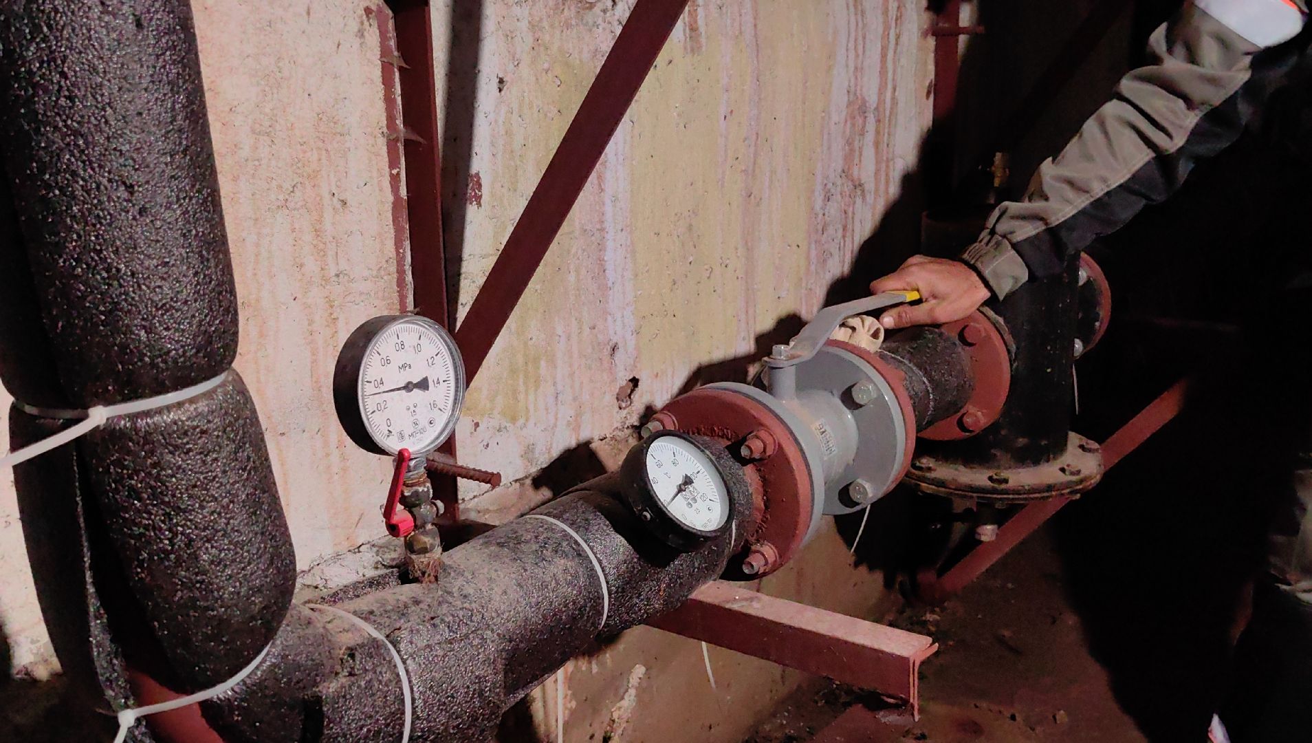 котельная, управляющая компания, батареи, тепло, отопление, насос, пробная топка,