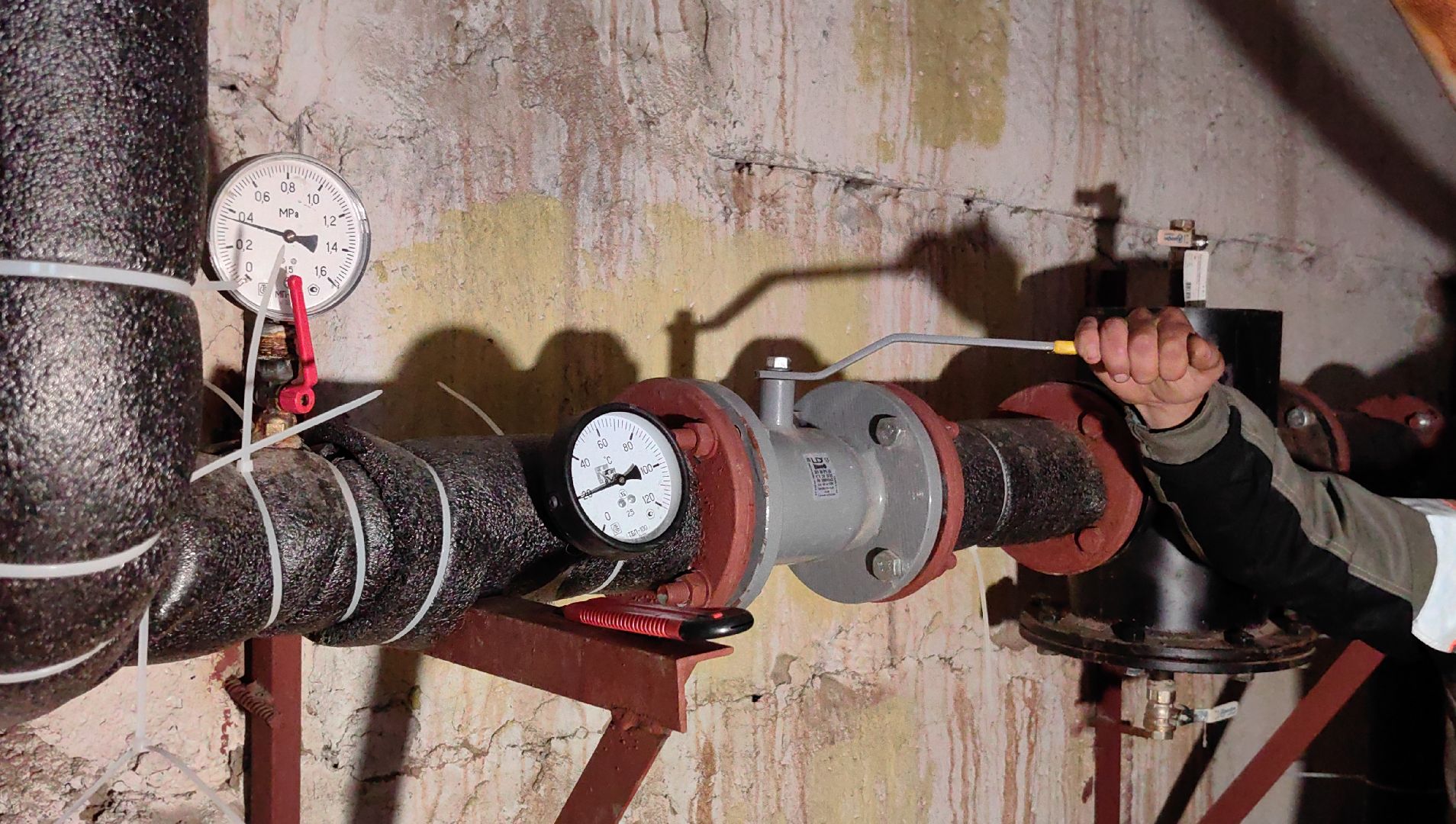 котельная, управляющая компания, батареи, тепло, отопление, насос, пробная топка,