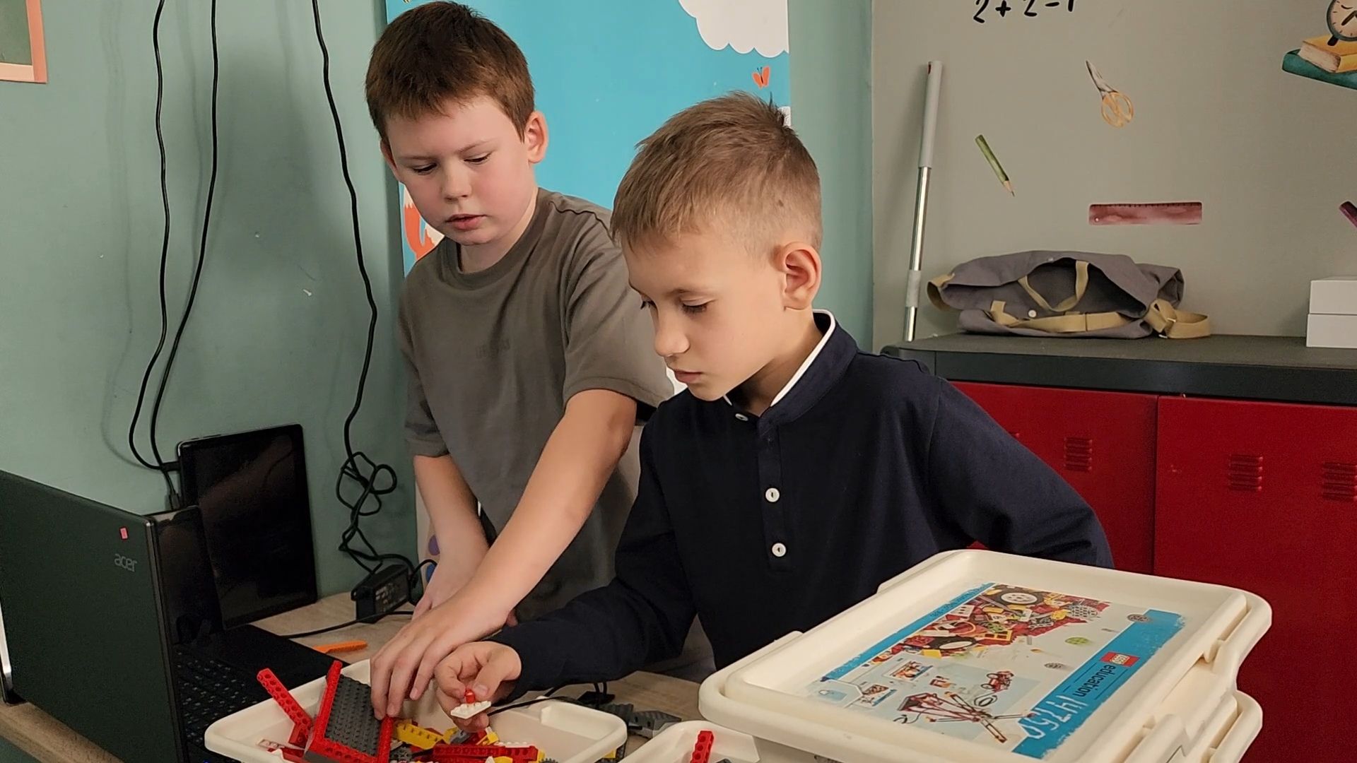 бронницы, робототехника , дополнительное образование в лицее ,робототехника в лицее ,