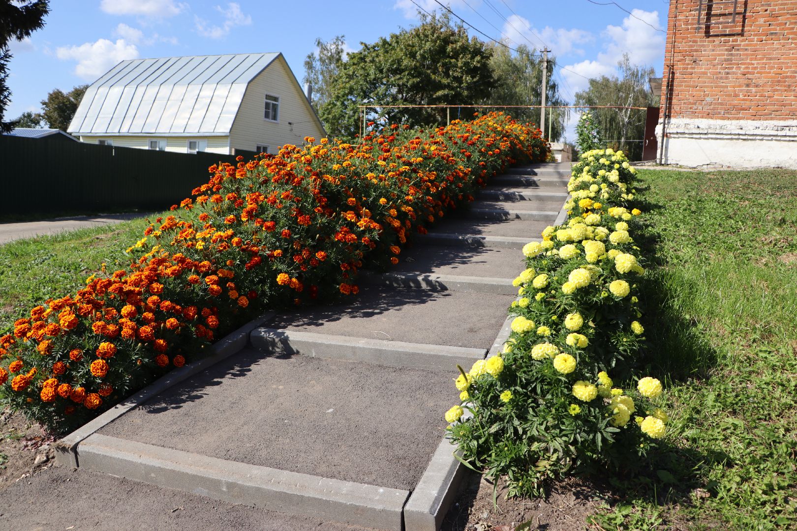 серебряные пруды, крутое, комплексное благоустройство двора,