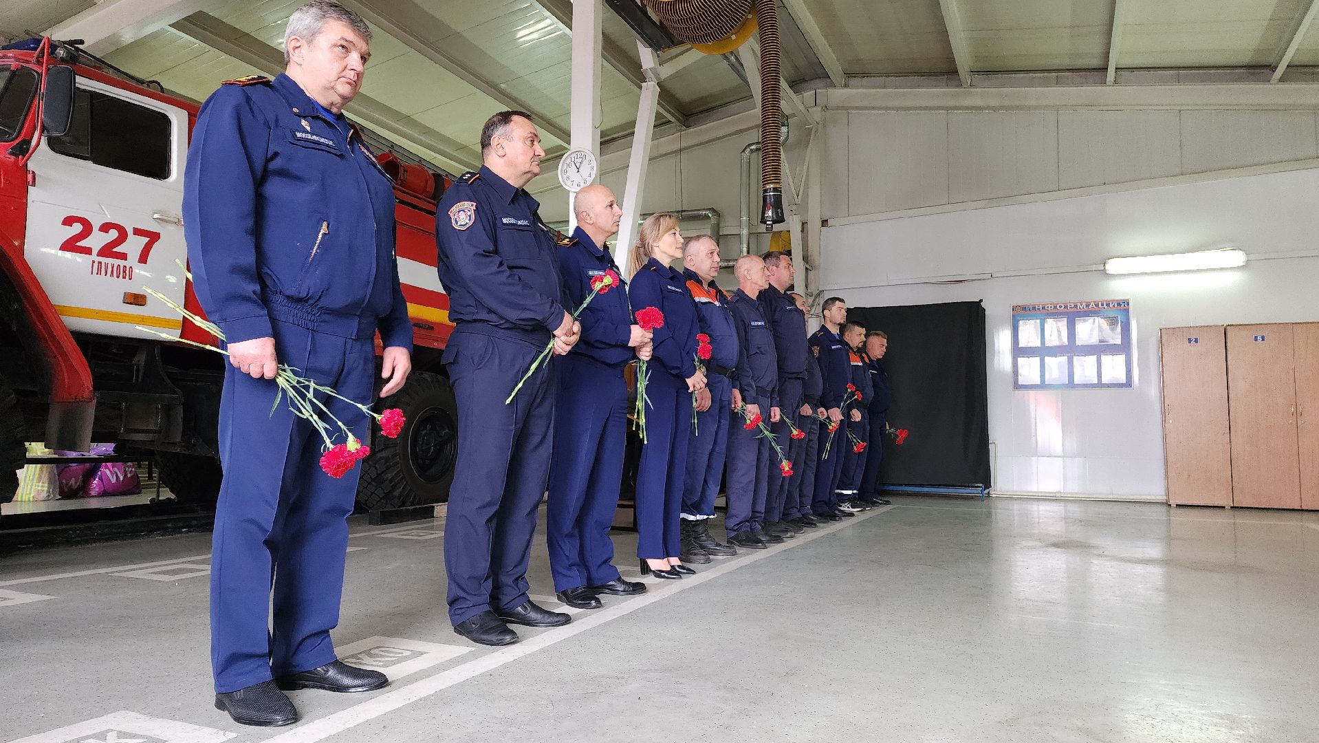 сво, памятная доска, пожарные,