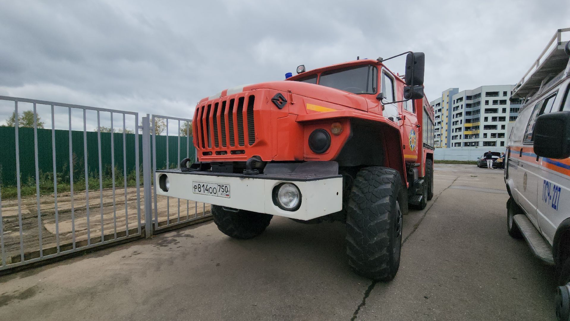 сво, памятная доска, пожарные,