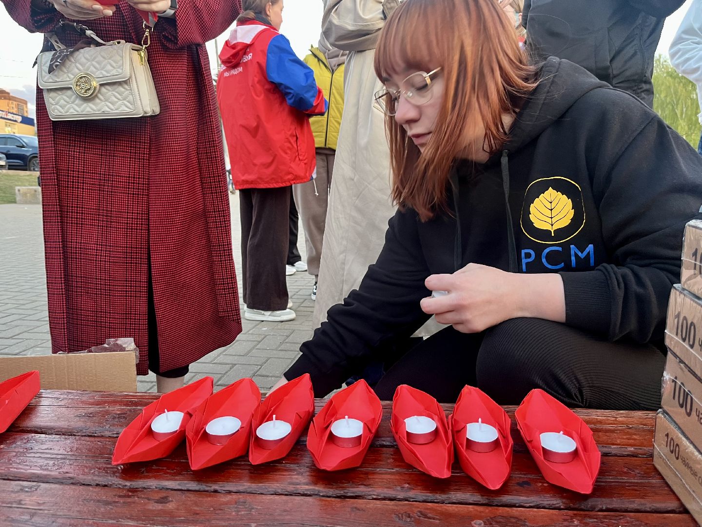 Наро-Фоминск, Наро-Фоминский городской округ, День Победы, Огни Памяти, молодёжь