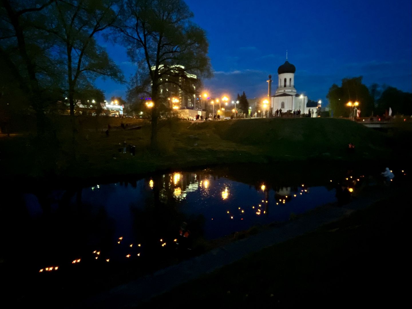Наро-Фоминск, Наро-Фоминский городской округ, День Победы, Огни Памяти, молодёжь