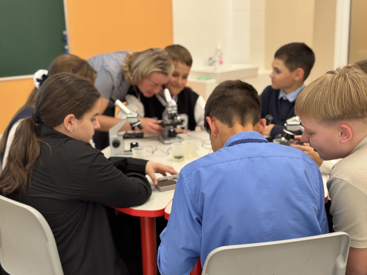 шаховская, точка роста, преподаватель биологии, биология, микроскоп,