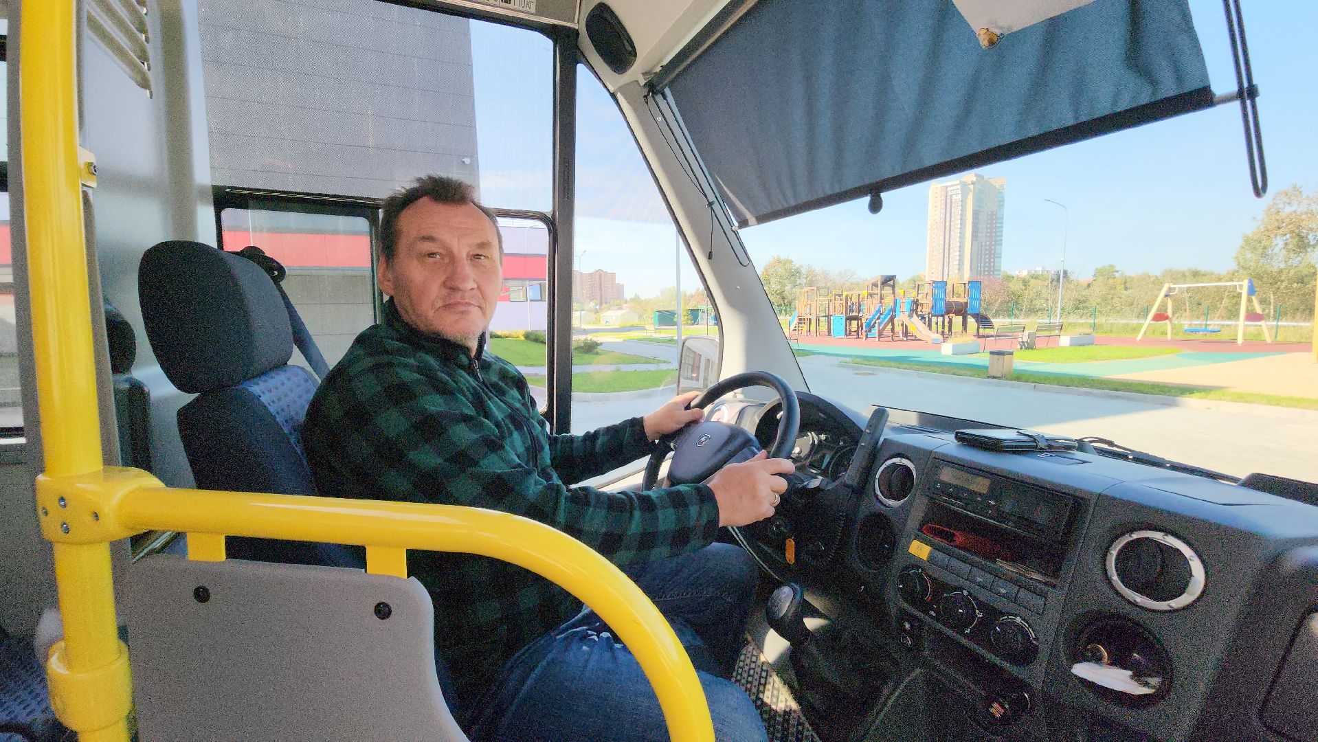 Истра, Школа, Транспорт,