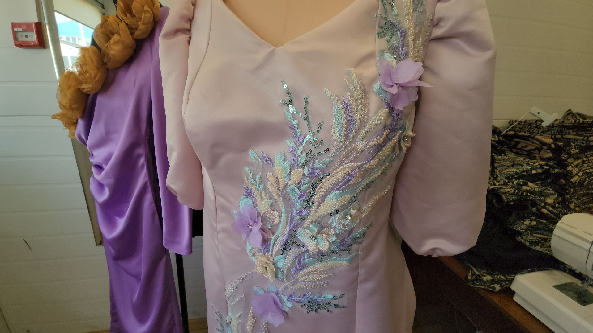 пушкинский округ, поселок, швейное производство, швея, платья, аксессуары,индивидуальный предприниматель, одежда со смыслом, женский бизнес,дизайнер, мода,