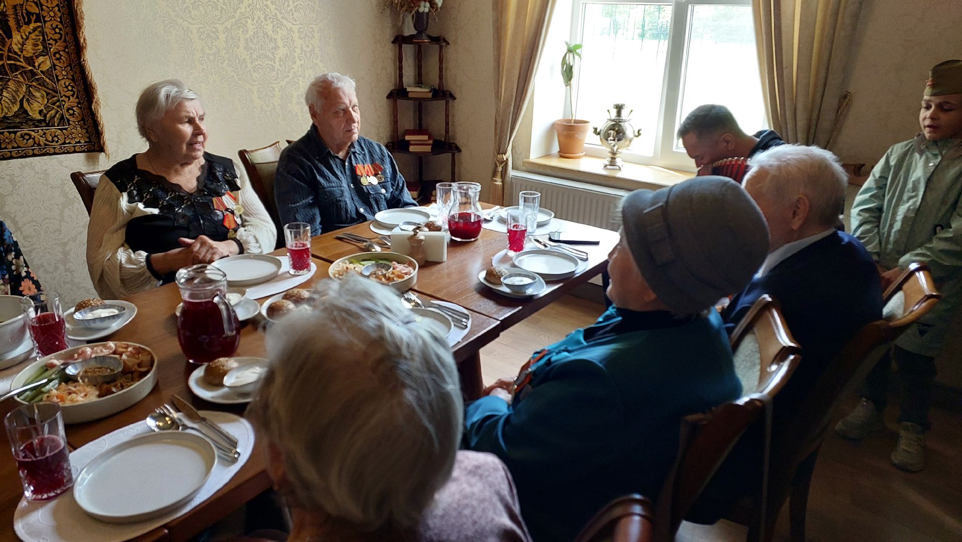 волонтеры, серпухов, ветераны, вов, день победы, доброе дело,