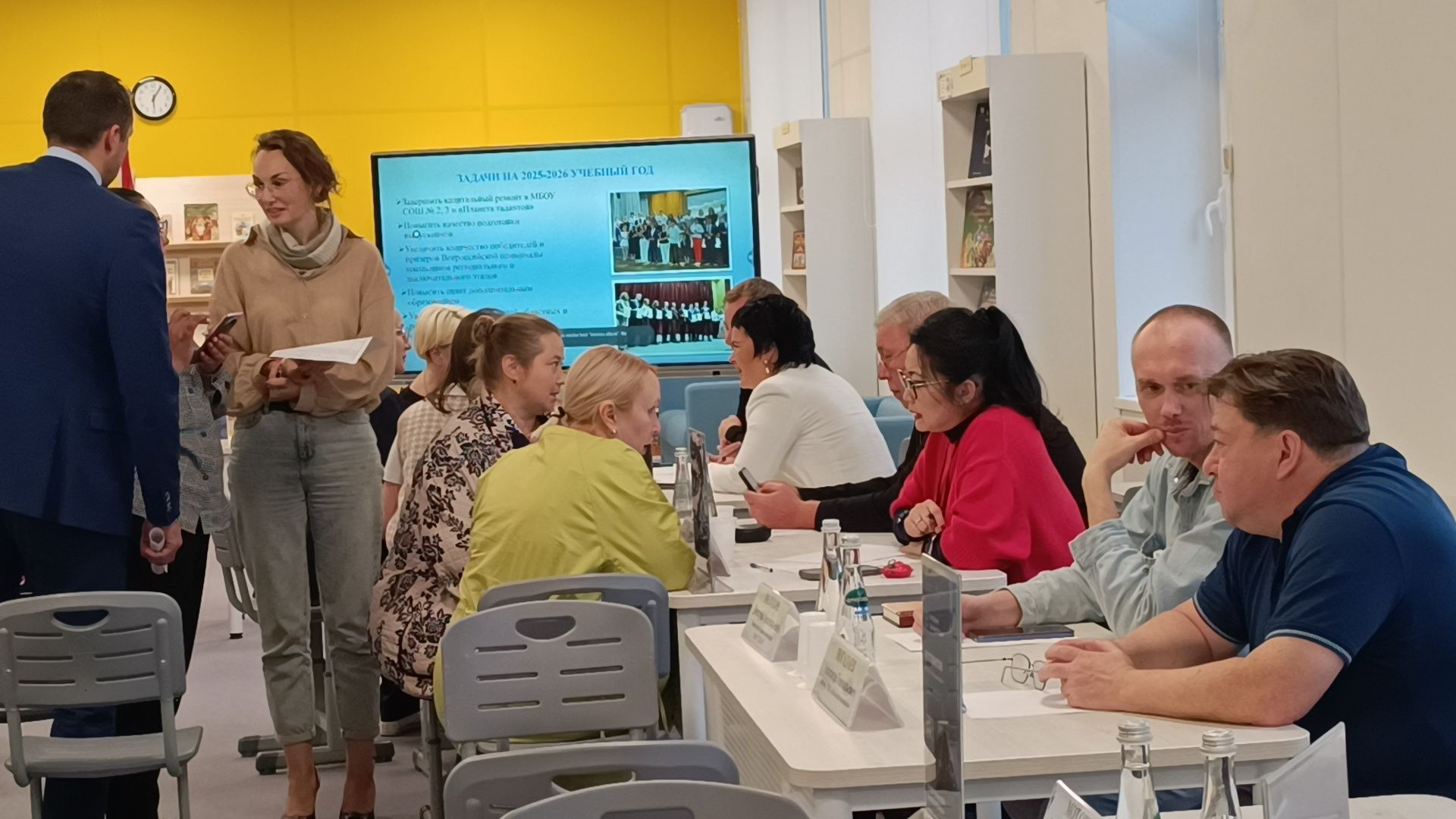 лобня, школа,выездная администрация,