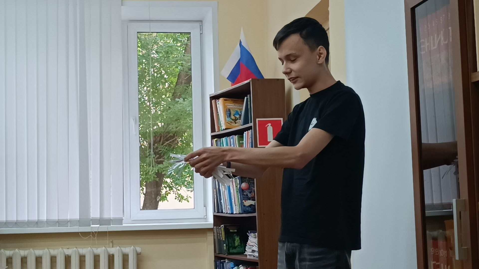 клуб, лобня, библиотека,