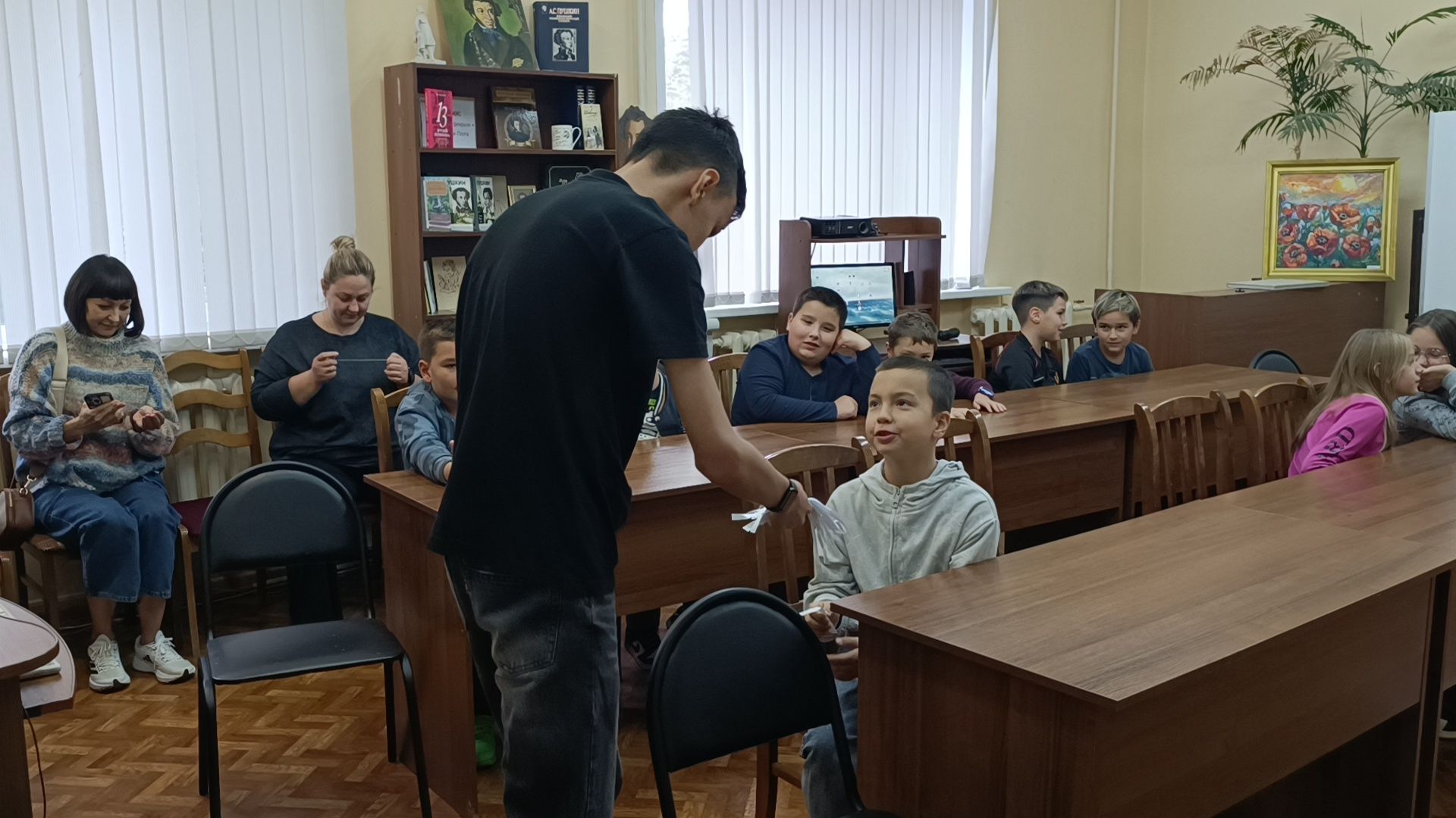 клуб, лобня, библиотека,