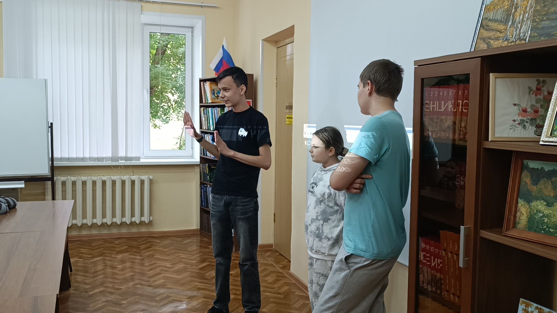 клуб, лобня, библиотека,