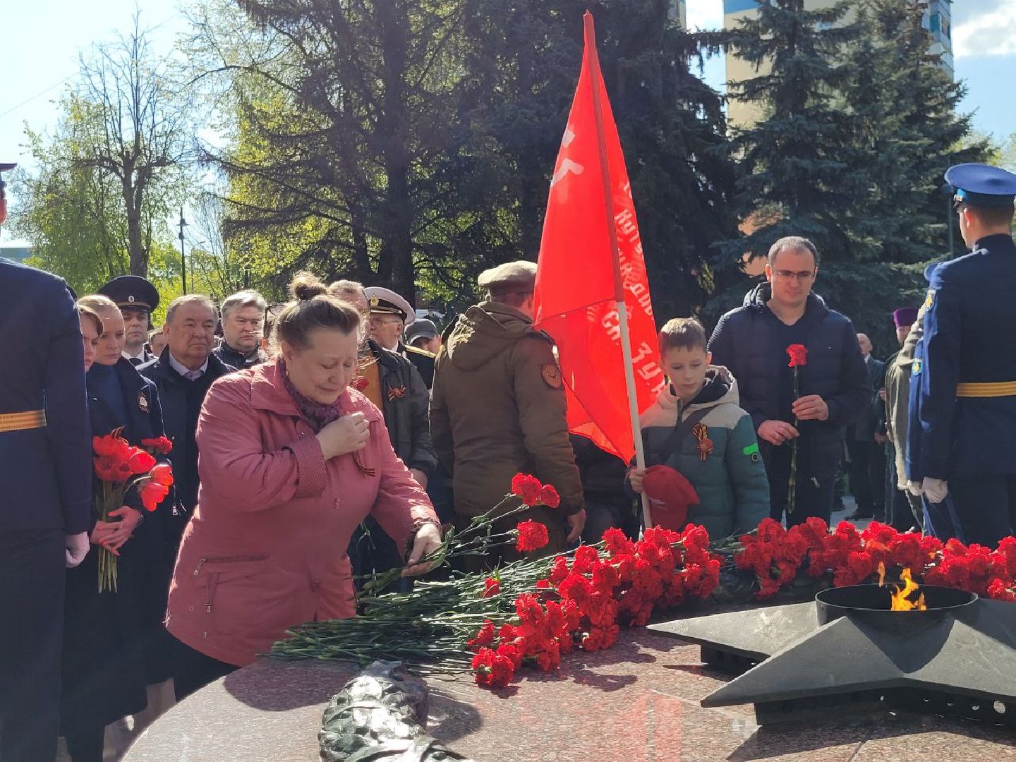 день победы; 9 мая; видное; возложение; аллея славы; дань памяти