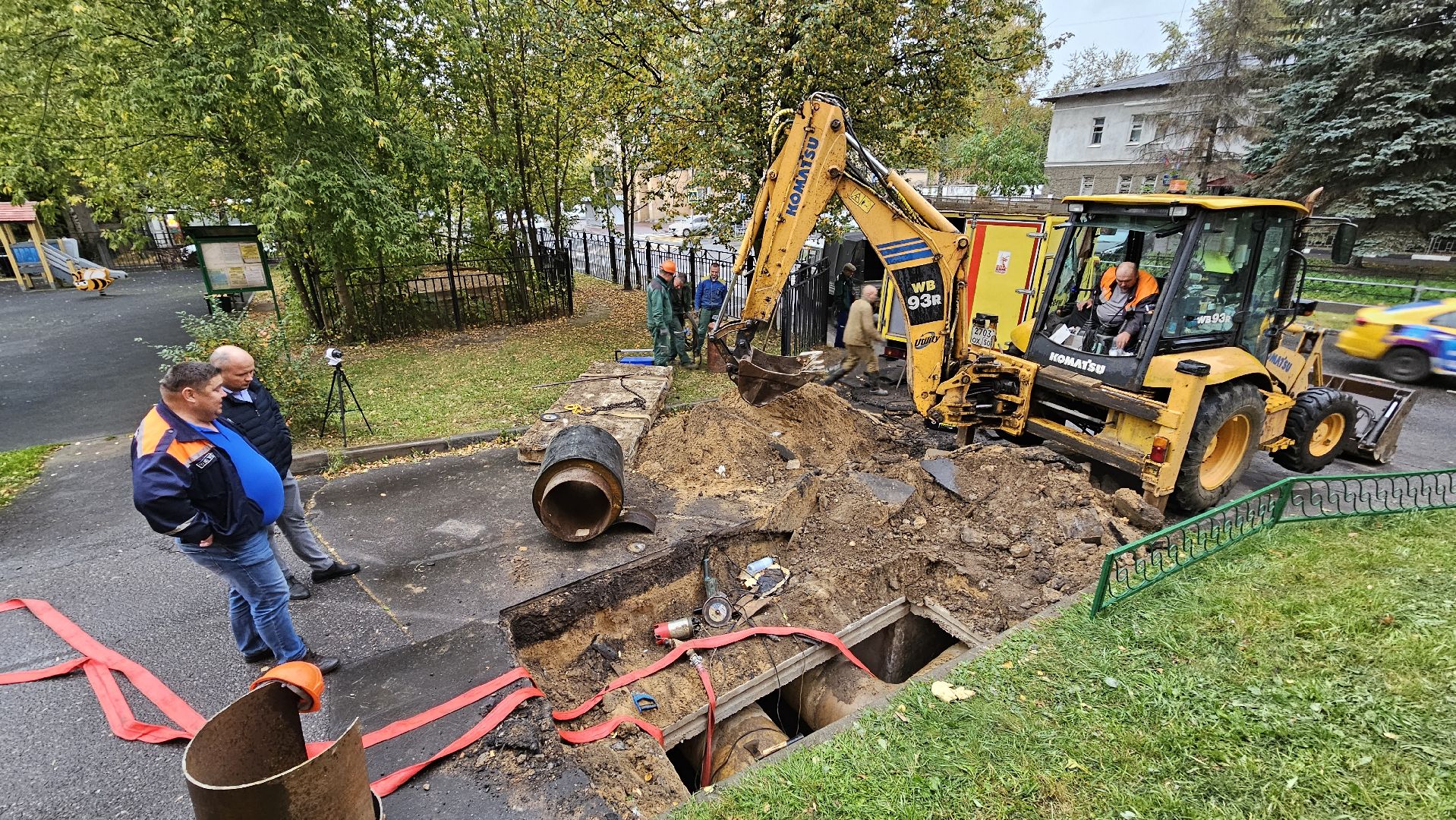 долгопрудный, жкх, чп, чп долгопрудный,горячая вода, прорыв трубы,аварийная бригада, аварийно-восстановительные работы, аварийно-спасательная служба,