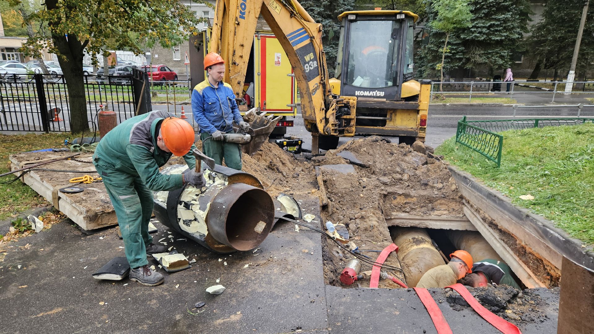 долгопрудный, жкх, чп, чп долгопрудный,горячая вода, прорыв трубы,аварийная бригада, аварийно-восстановительные работы, аварийно-спасательная служба,