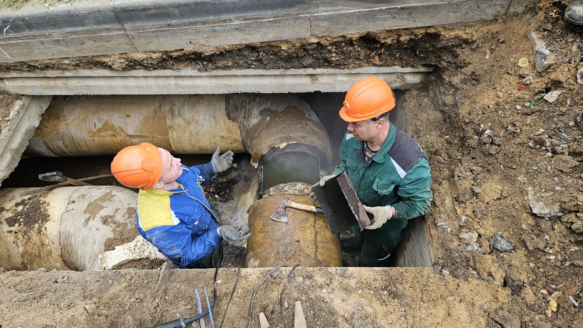 долгопрудный, жкх, чп, чп долгопрудный,горячая вода, прорыв трубы,аварийная бригада, аварийно-восстановительные работы, аварийно-спасательная служба,