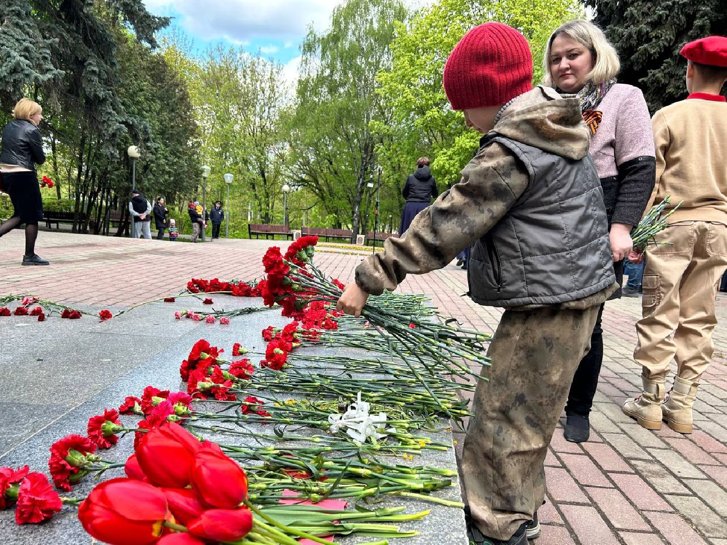 Подольск, возложение цветов, память, дань уважения