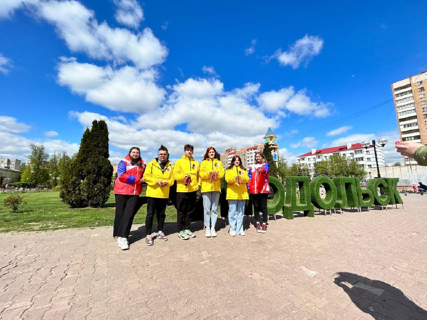 Подольск, георгиевская лента, память, дань уважения
