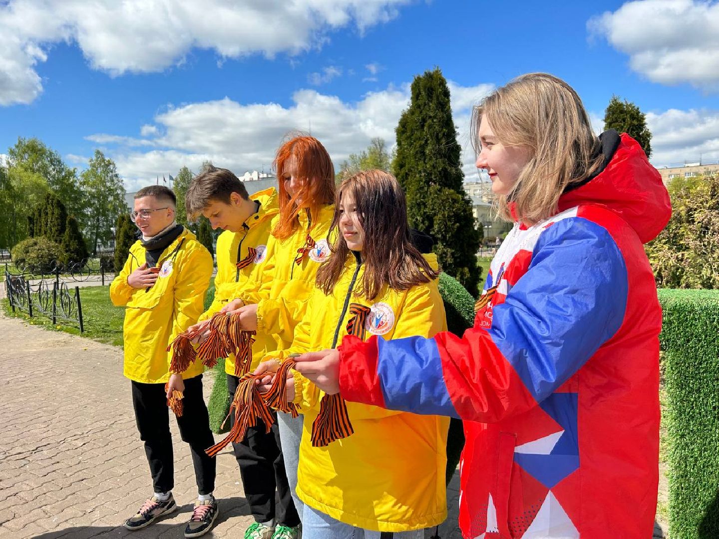 Подольск, георгиевская лента, память, дань уважения