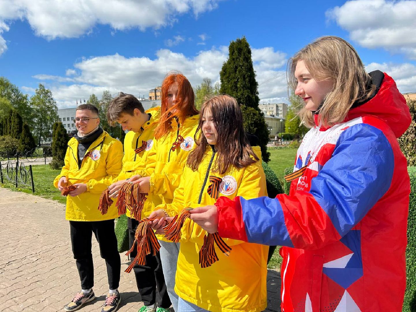 Подольск, георгиевская лента, память, дань уважения