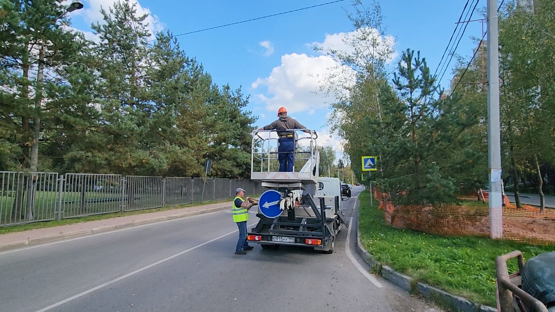 чехов, улица полиграфистов, уличное освещение, наружное освещение, замена светильников, ремонт фонарей, ремонт электропроводки,мбу чеховское благоустройство, содержание дорог, мосавтодор, портал добродел, обращения жителей,