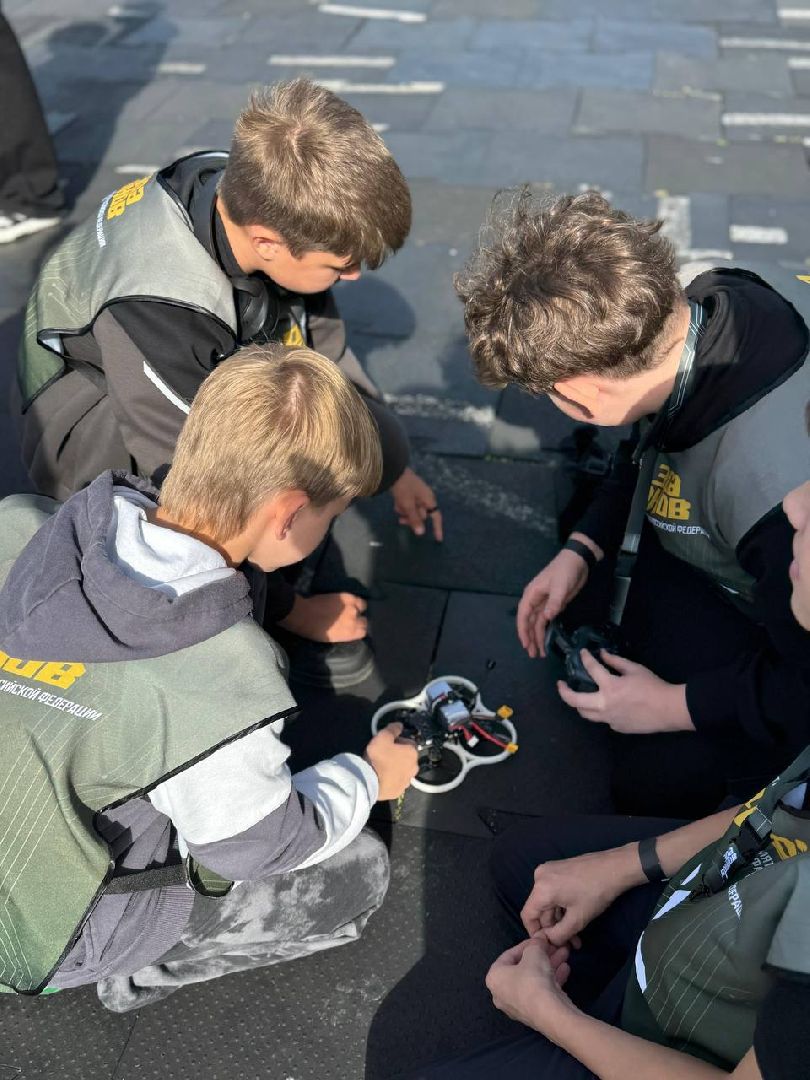 гимназия 1 им героя рф баландина, балашиха, фестиваль эра дронов,