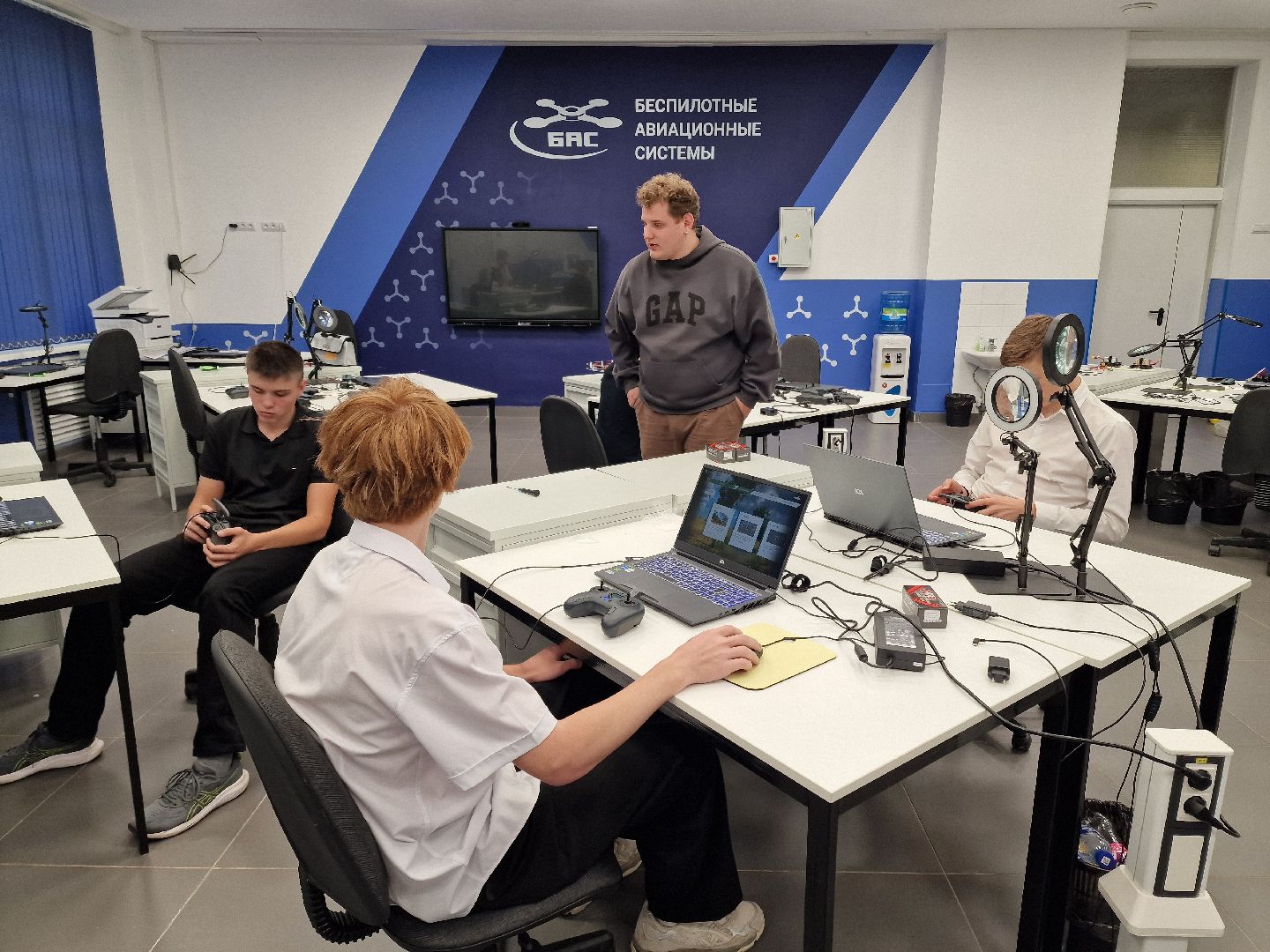 гимназия 1 им героя рф баландина, балашиха, фестиваль эра дронов,